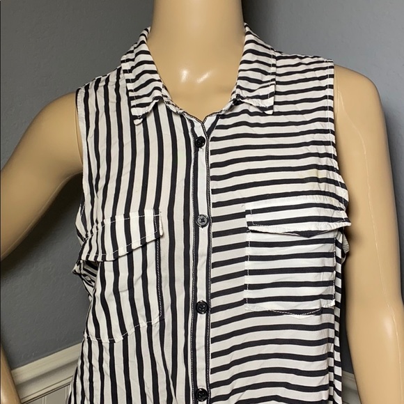 Volcom Large Striped Tank Top - Picture 2 of 8
